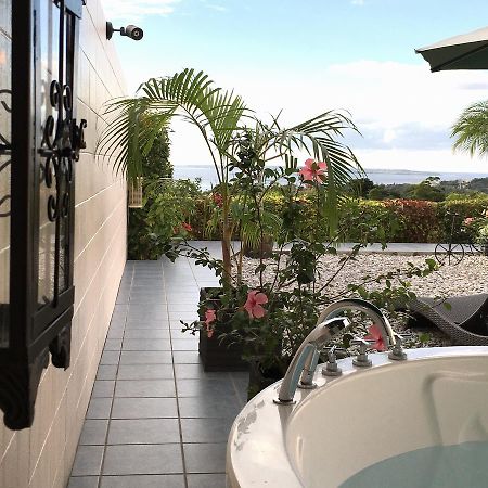 Villa Motobu Hills Exterior photo